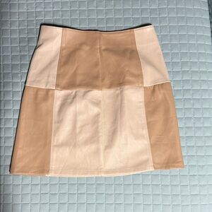 Hollister Two-Tone Beige & Cream Patchwork Mini Skirt. Size - XS